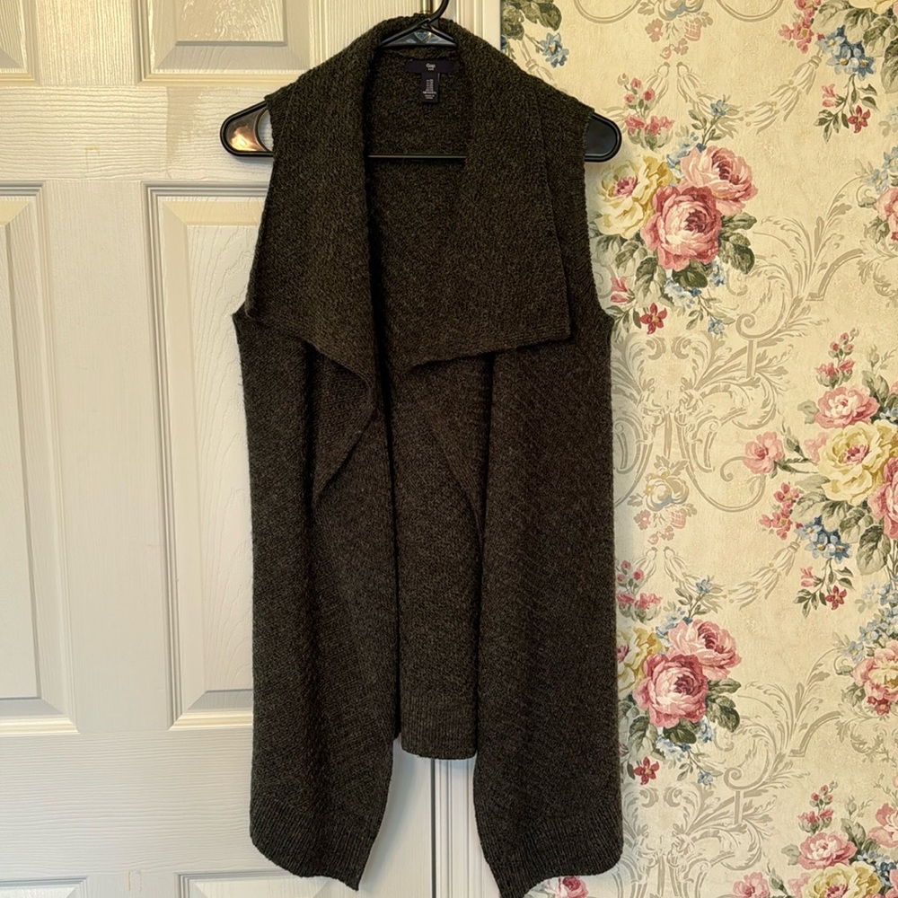 Gap gray vest